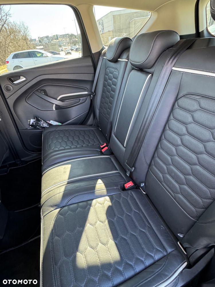 Ford Kuga Vignale 2.0 TDCi AWD - 27