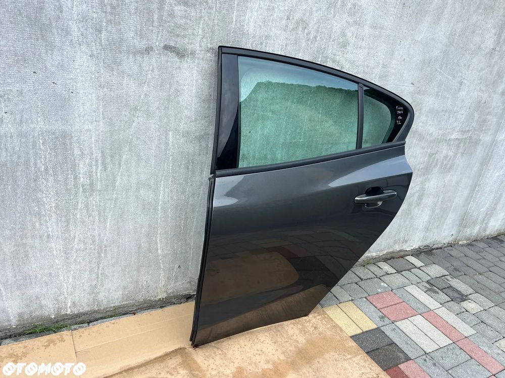 DRZWI LEWE TYŁ TYLNE LEWE FORD FOCUS MK4 2019 ROK HTB HATCHBACK ORYGINAŁ SUPER STAN LAKIER BJ MOZNA ZAŁOŻYĆ BEZ MALOWANIA - 2