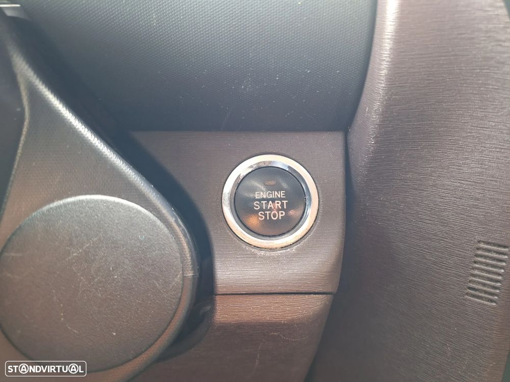 Toyota iQ 1.0 VVT-i 2 - 26