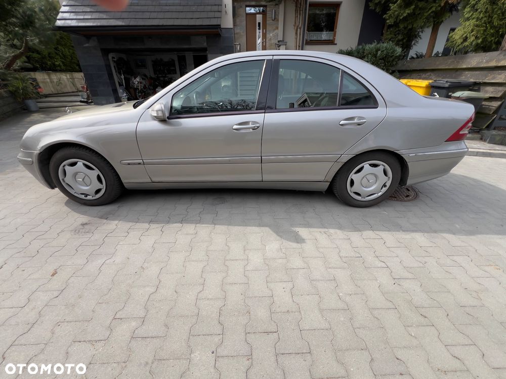 Mercedes-Benz Klasa C 200 CDI Automatik Elegance - 2