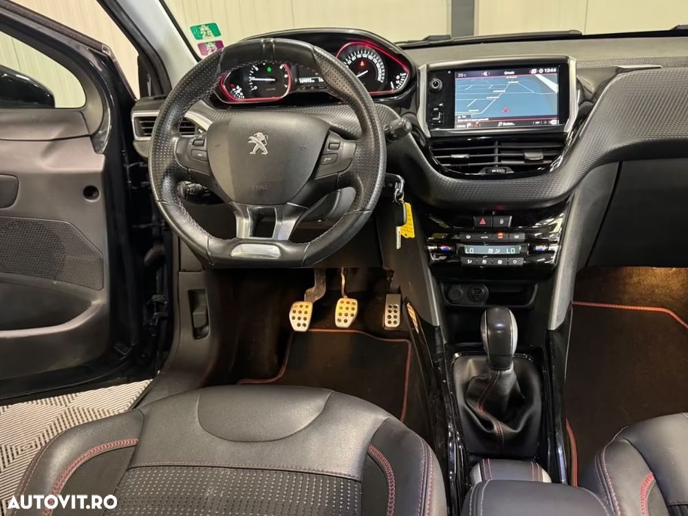 Peugeot 2008 1.2 PureTech Turbo GT-Line - 7