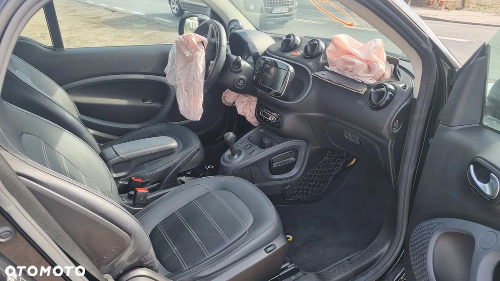 Smart Fortwo EQ perfect - 26