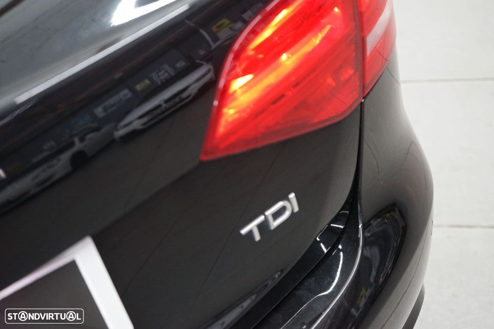 Audi A4 Avant 2.0 TDi Advance Multitronic - 14