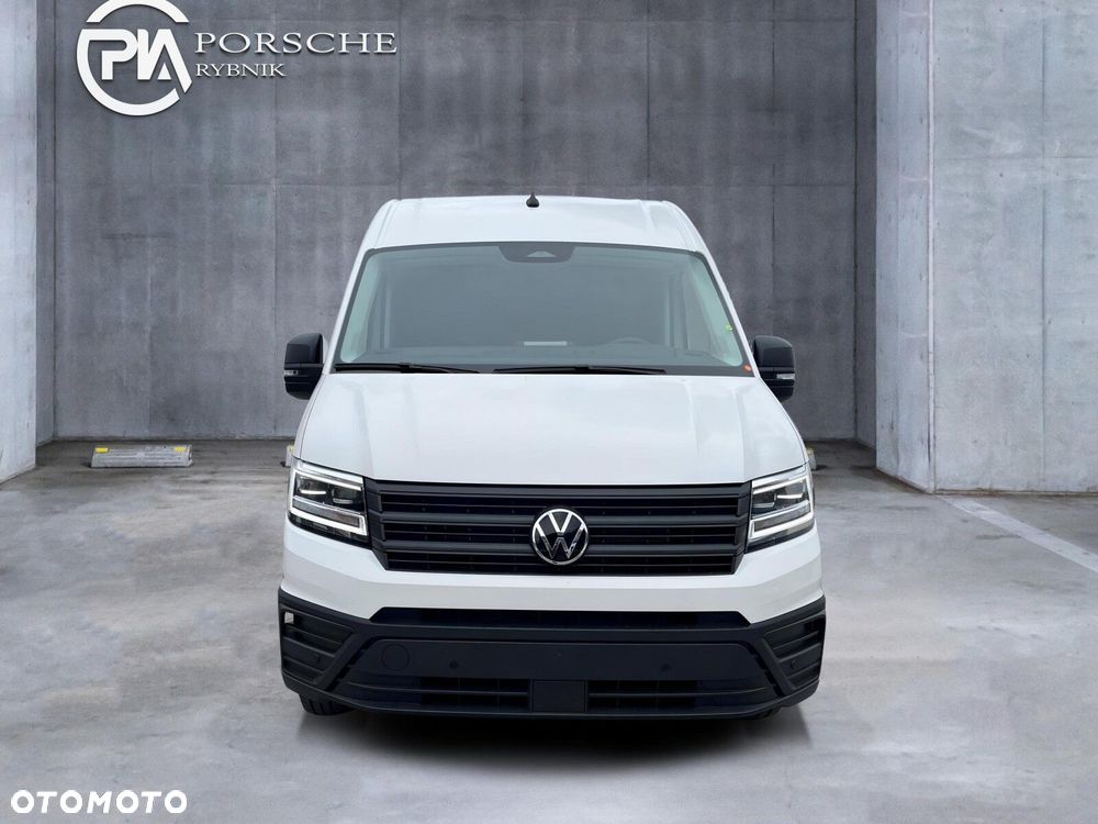 Volkswagen Crafter 35 Furgon z wysokim dachem silnik: 2,0 l EU6 SCR 140 KM / skrzynia biegów: Przedni napęd manualna 6-biegowa rozstaw osi: 4490 mm - 3