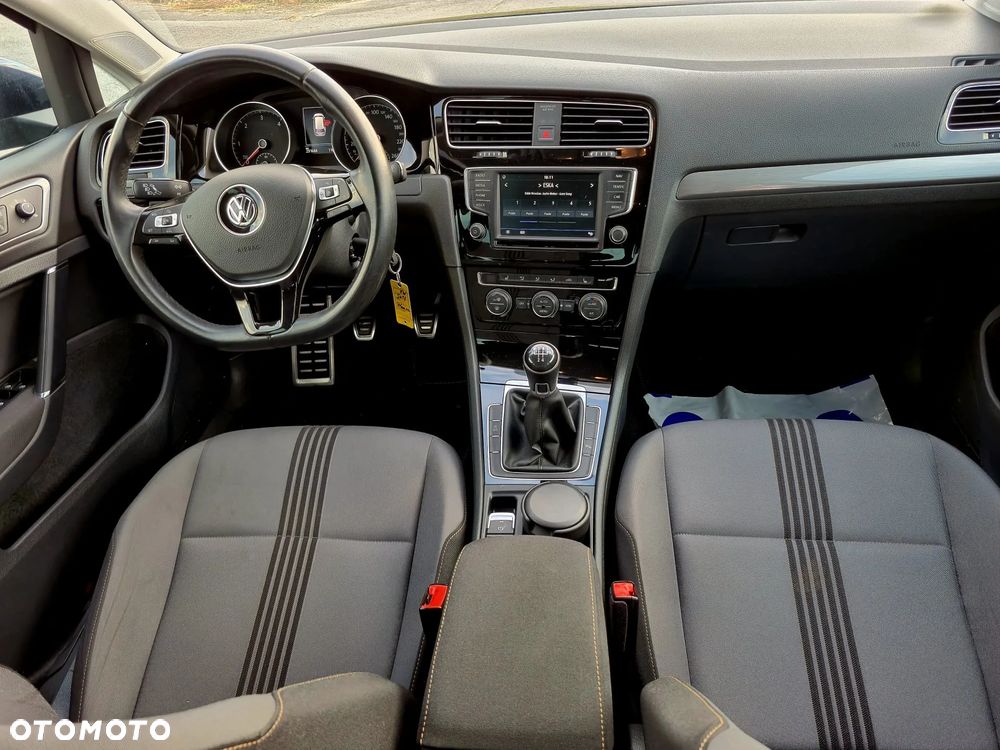 Volkswagen Golf Variant 1.6 TDI BlueMotion Technology Allstar - 12