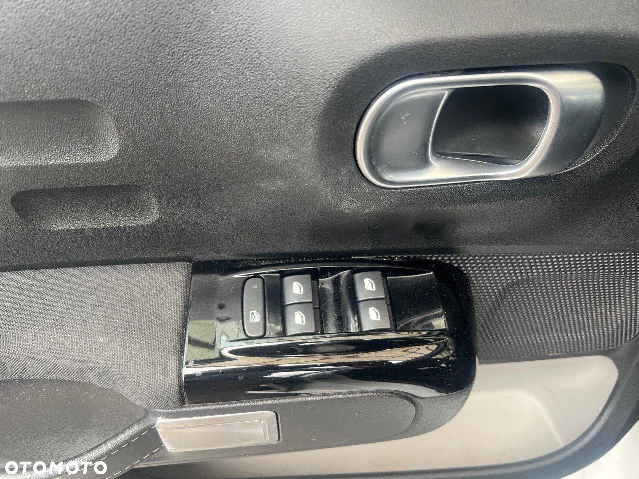 Citroën C3 1.2 PureTech Shine - 12