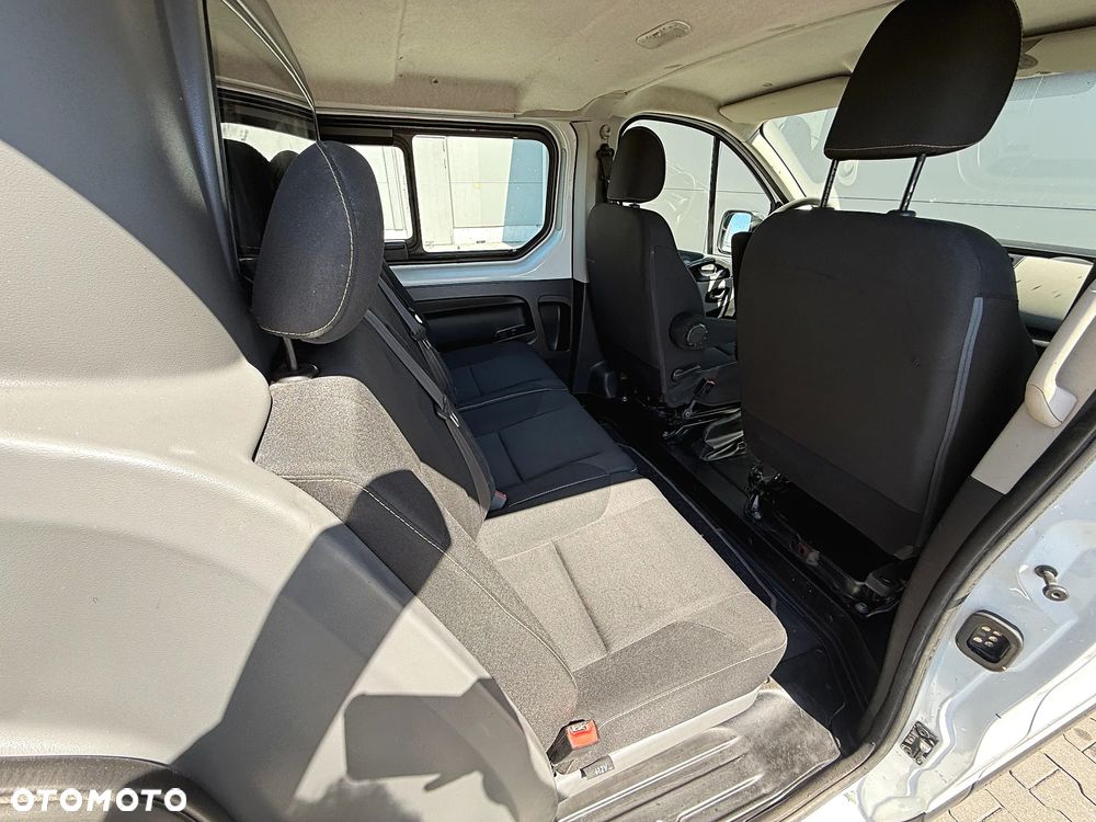 Renault Trafic - 28
