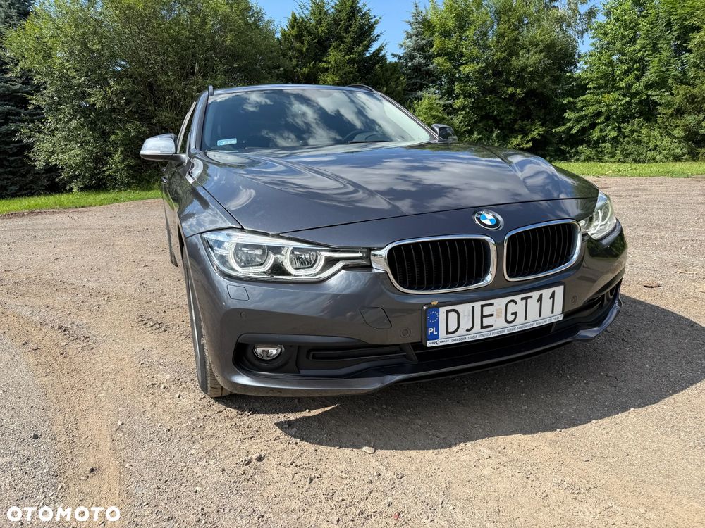 BMW Seria 3 320d xDrive Luxury Line - 11