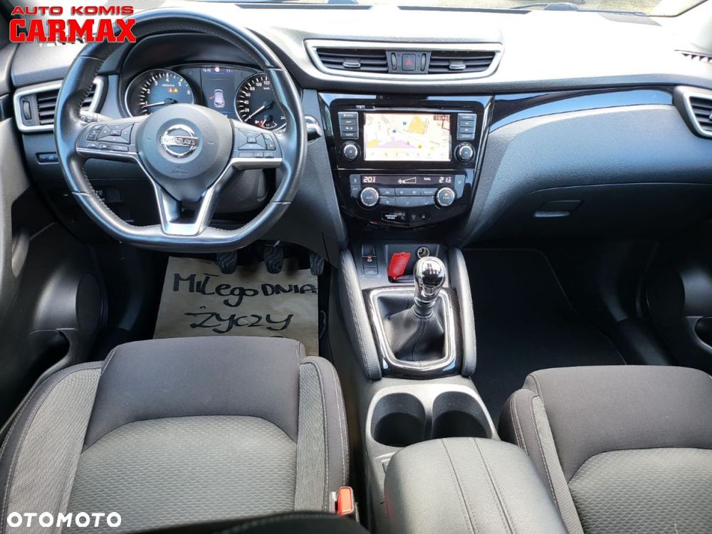 Nissan Qashqai - 25