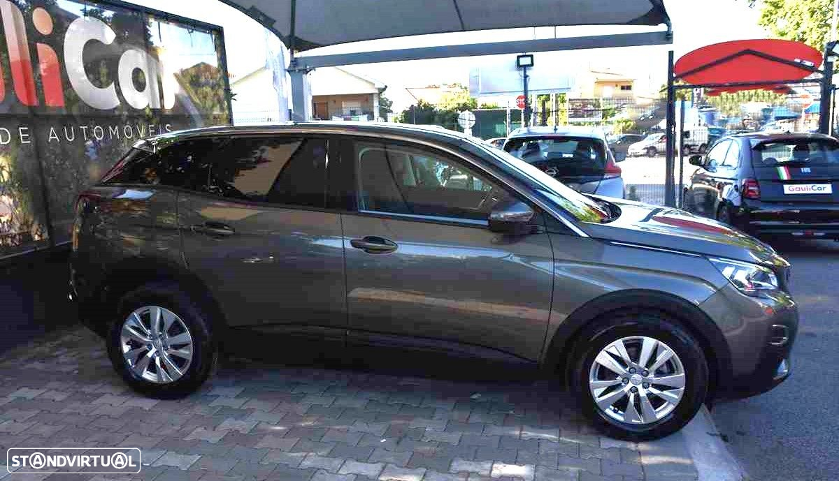 Peugeot 3008 1.6 BlueHDi Style EAT6 - 7