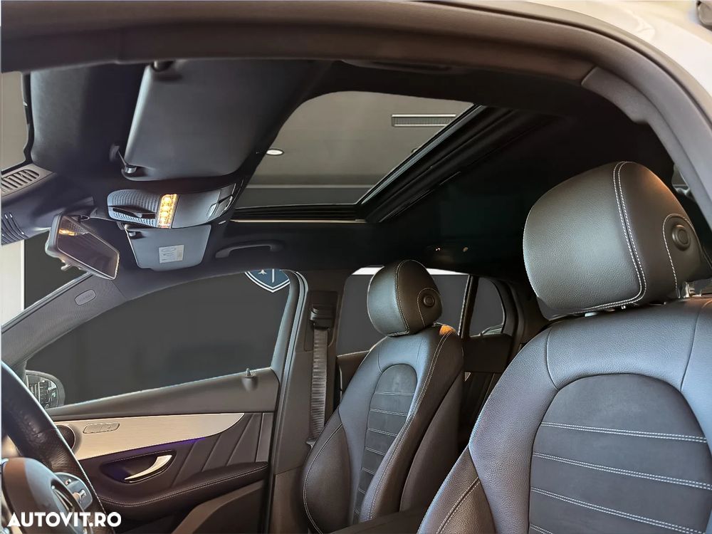 Mercedes-Benz GLC Coupe 200 4Matic 9G-TRONIC AMG Line - 9