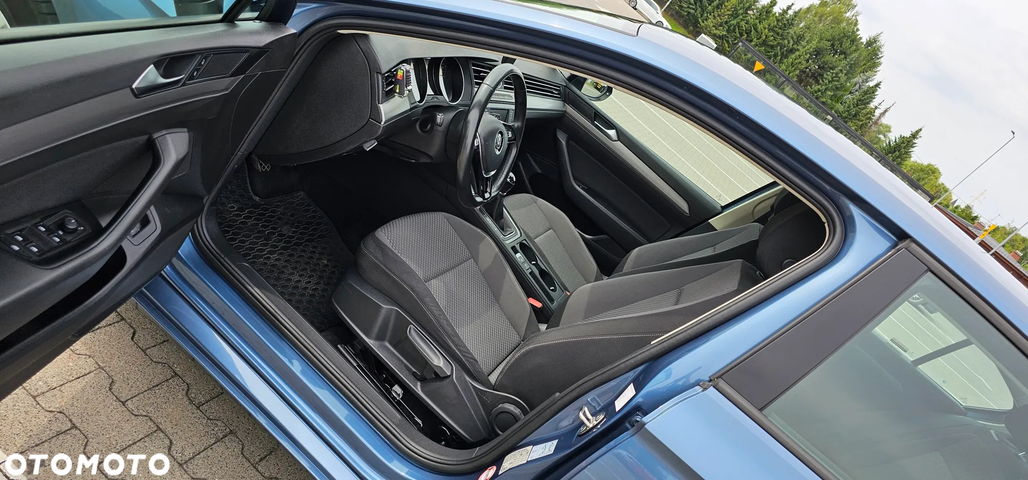 Volkswagen Passat 1.4 TSI BMT Trendline - 10