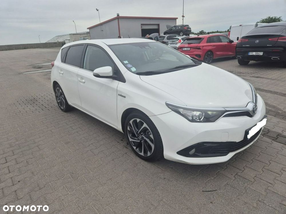 Toyota Auris - 1