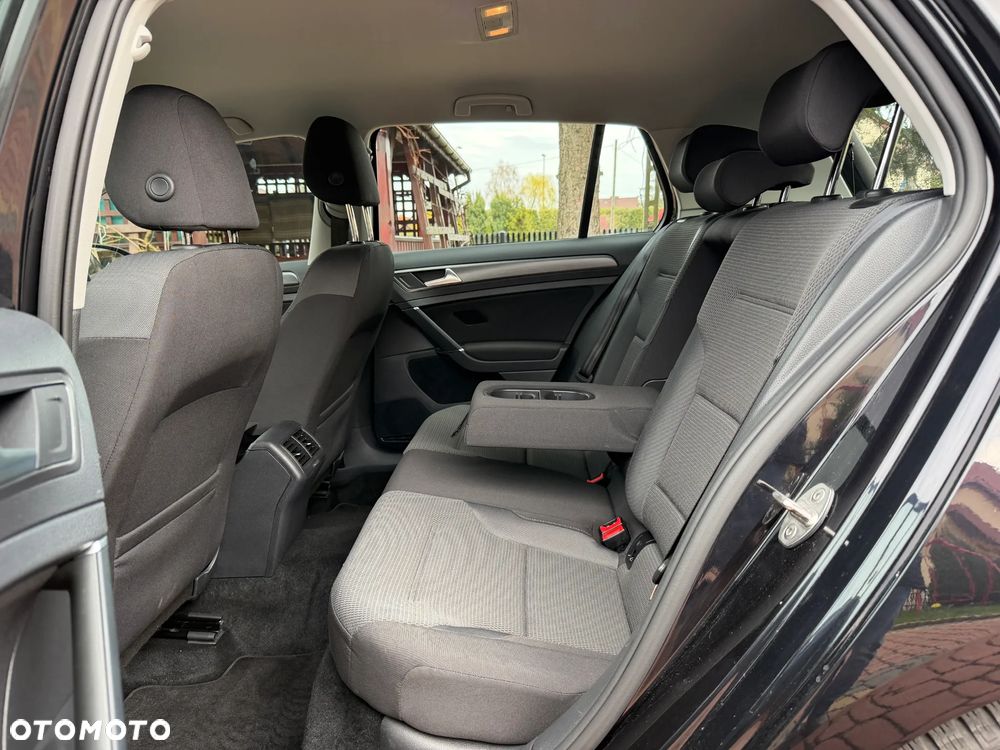 Volkswagen Golf 1.5 TSI BlueMotion ACT Comfortline - 18