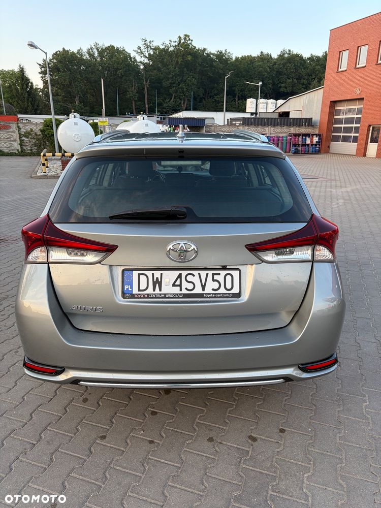 Toyota Auris 1.6 Comfort - 4