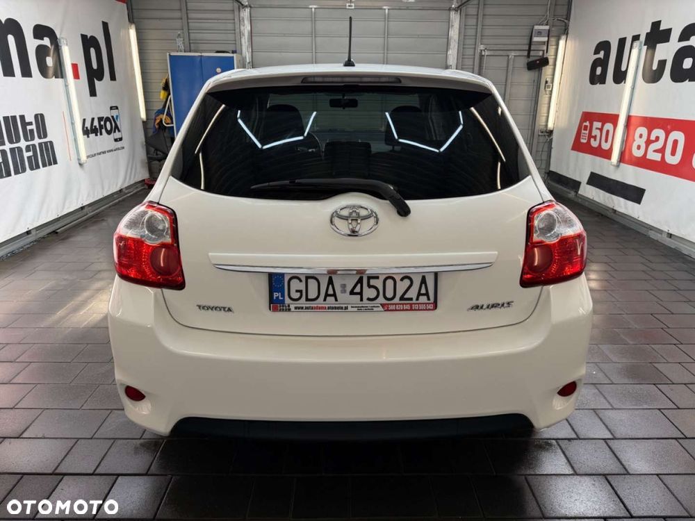 Toyota Auris - 6