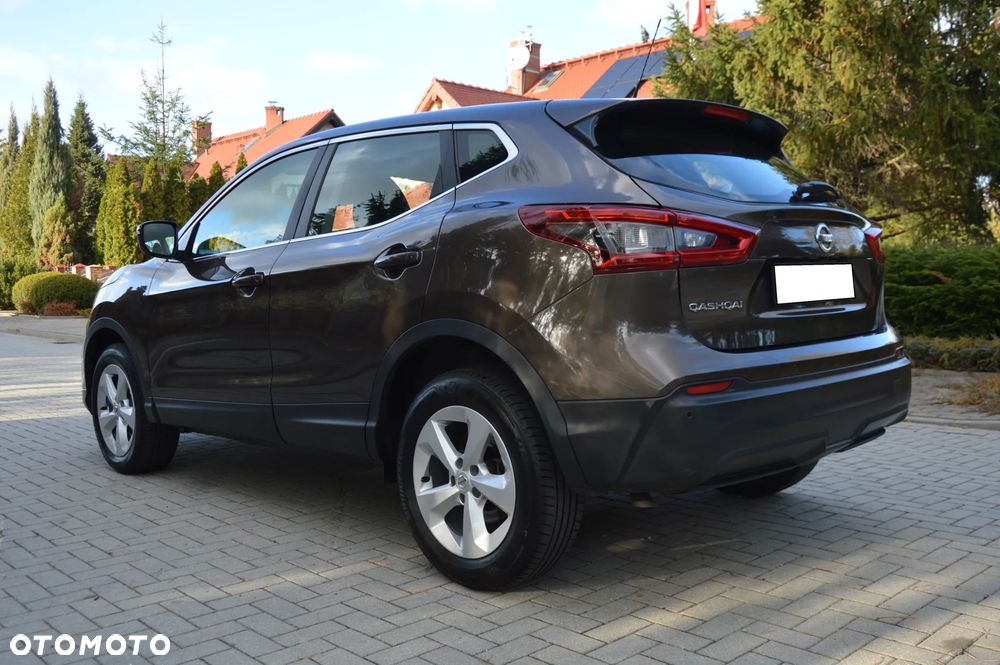Nissan Qashqai - 11