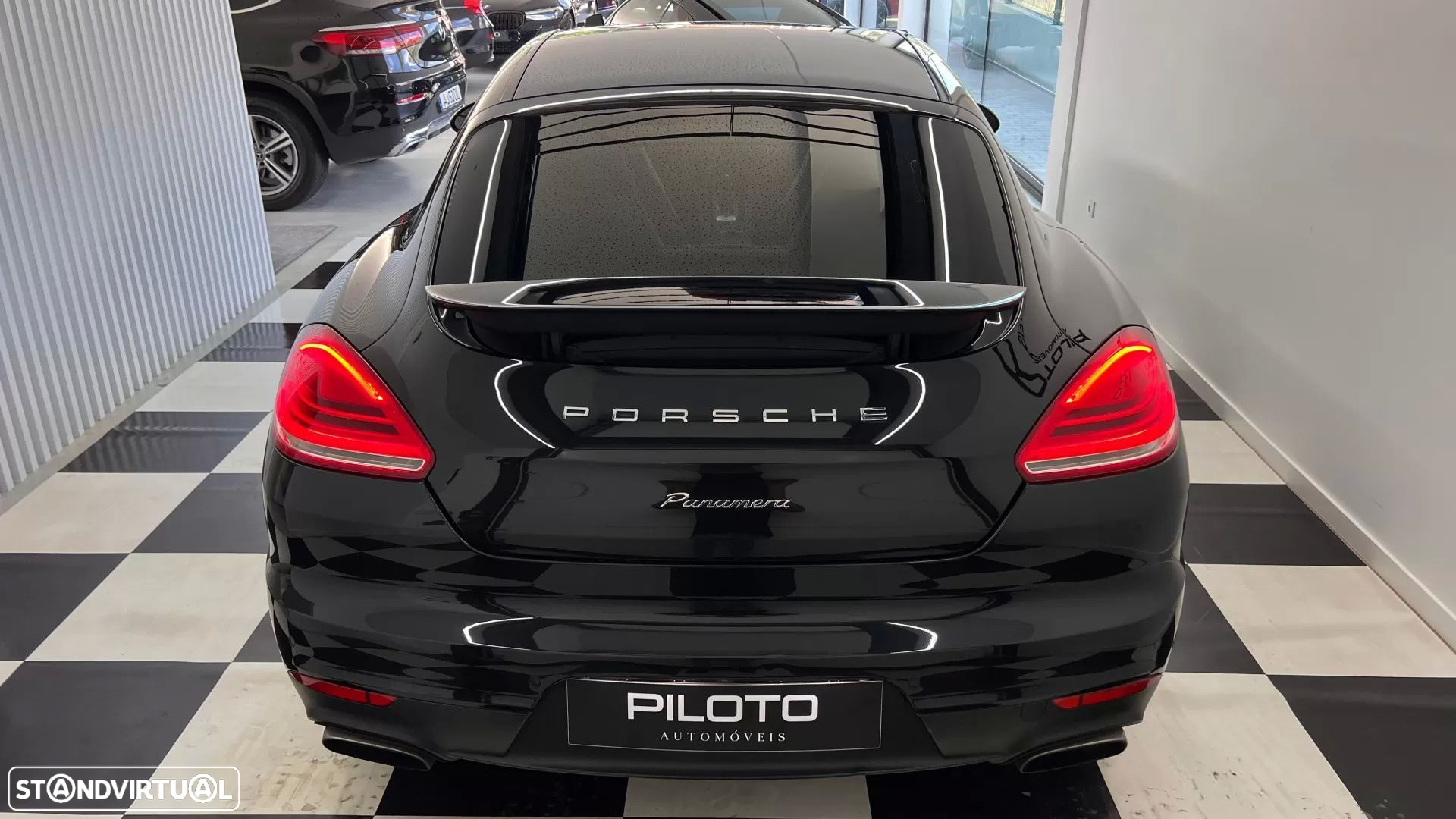 Porsche Panamera Diesel Platinum Edition - 8