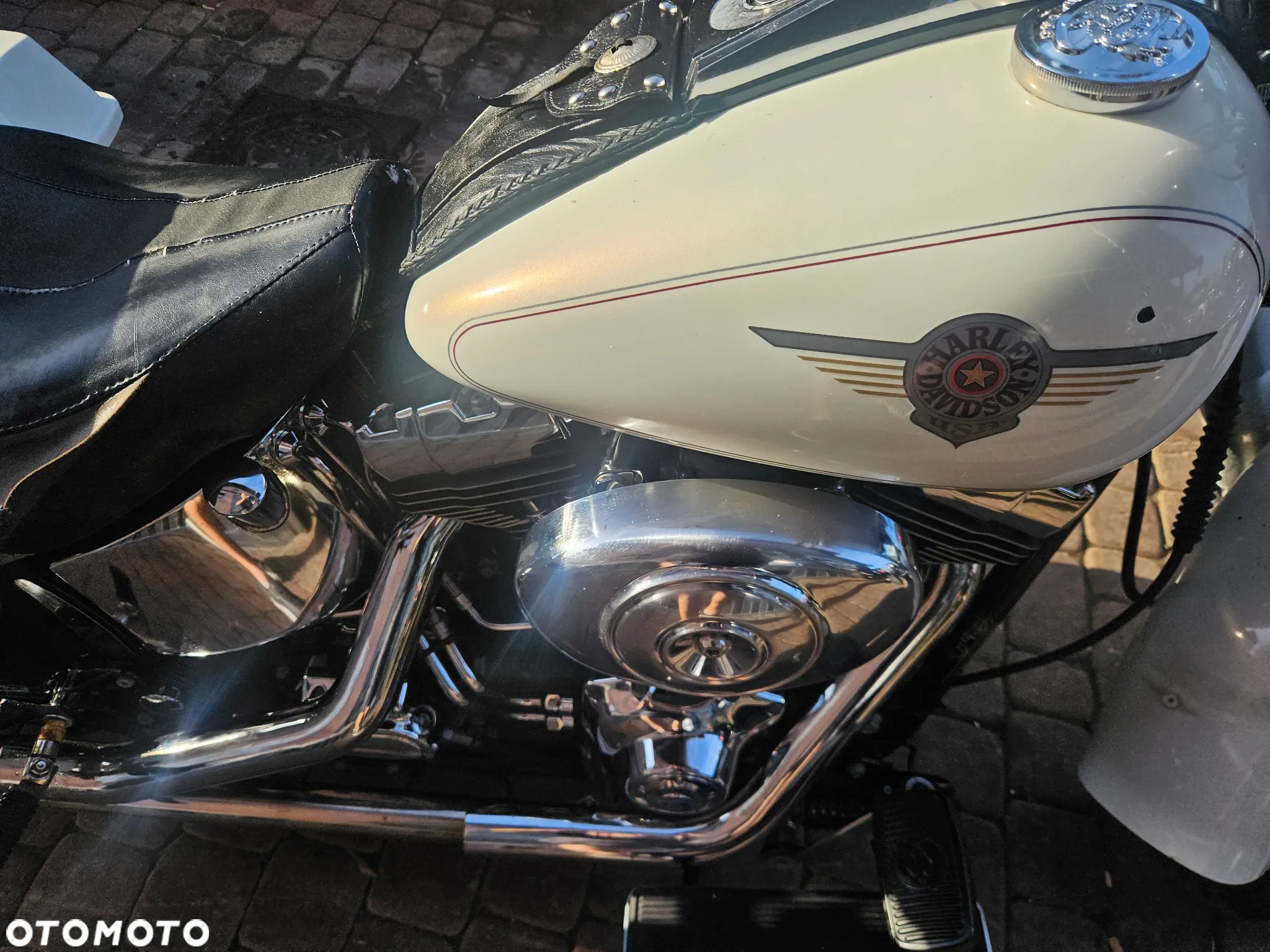 Harley-Davidson Softail Heritage Classic - 38