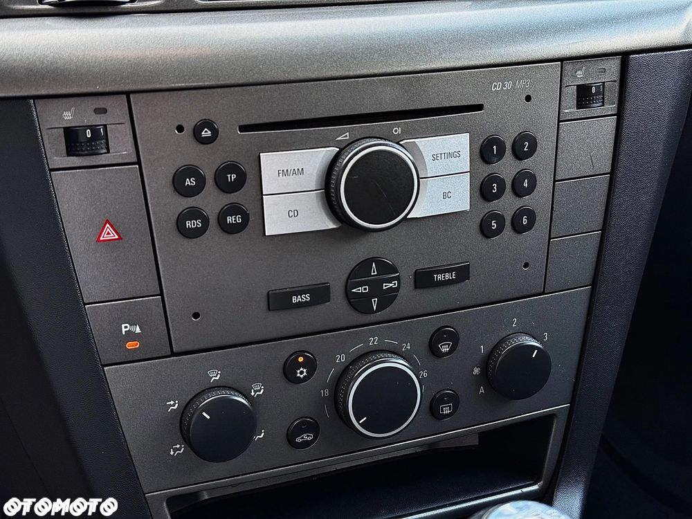 Opel Vectra 1.9 CDTI - 12