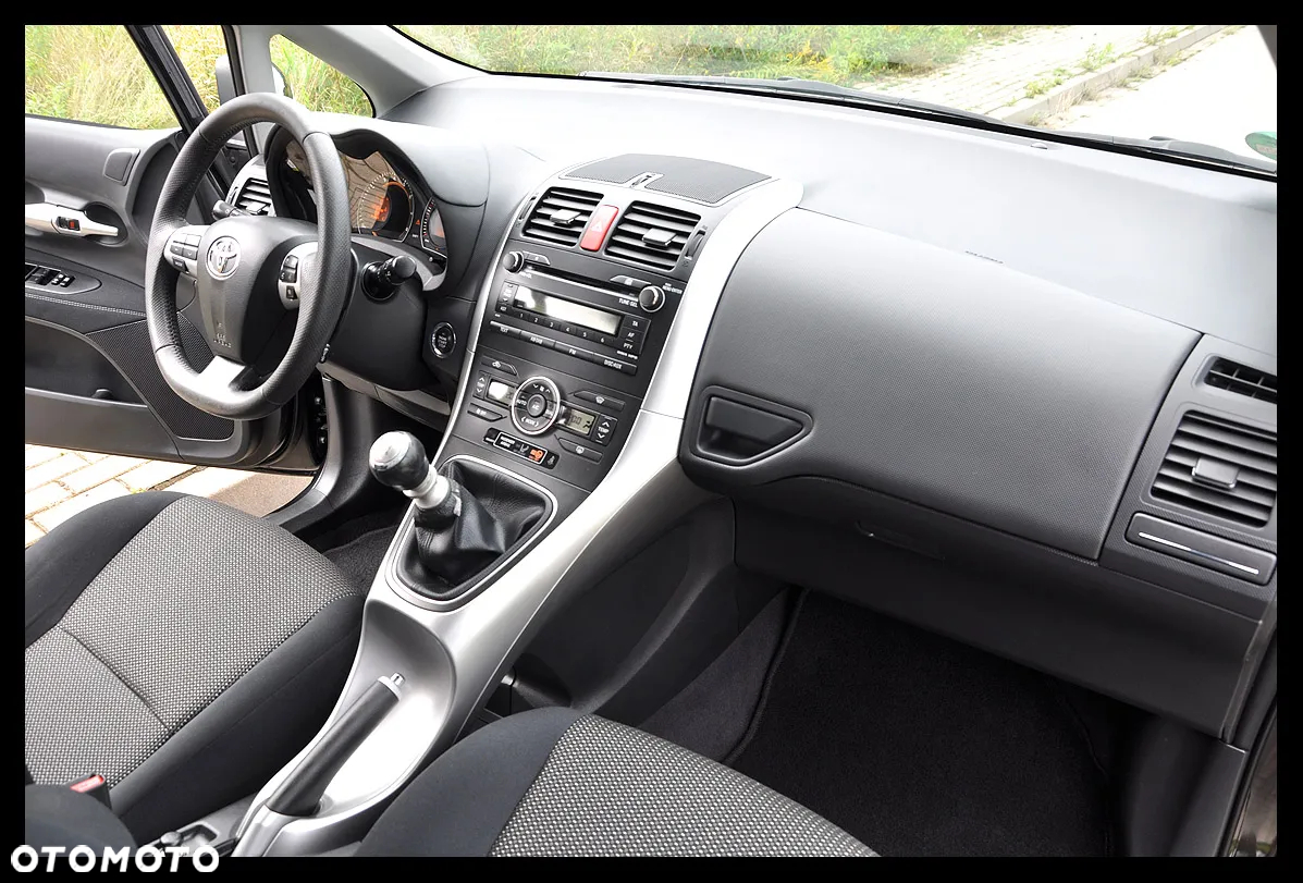 Toyota Auris 1.6 Edition - 5