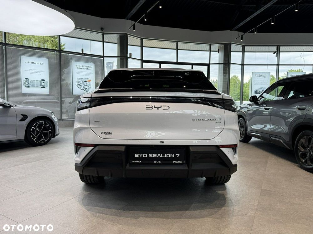 BYD Sealion 7 - 6