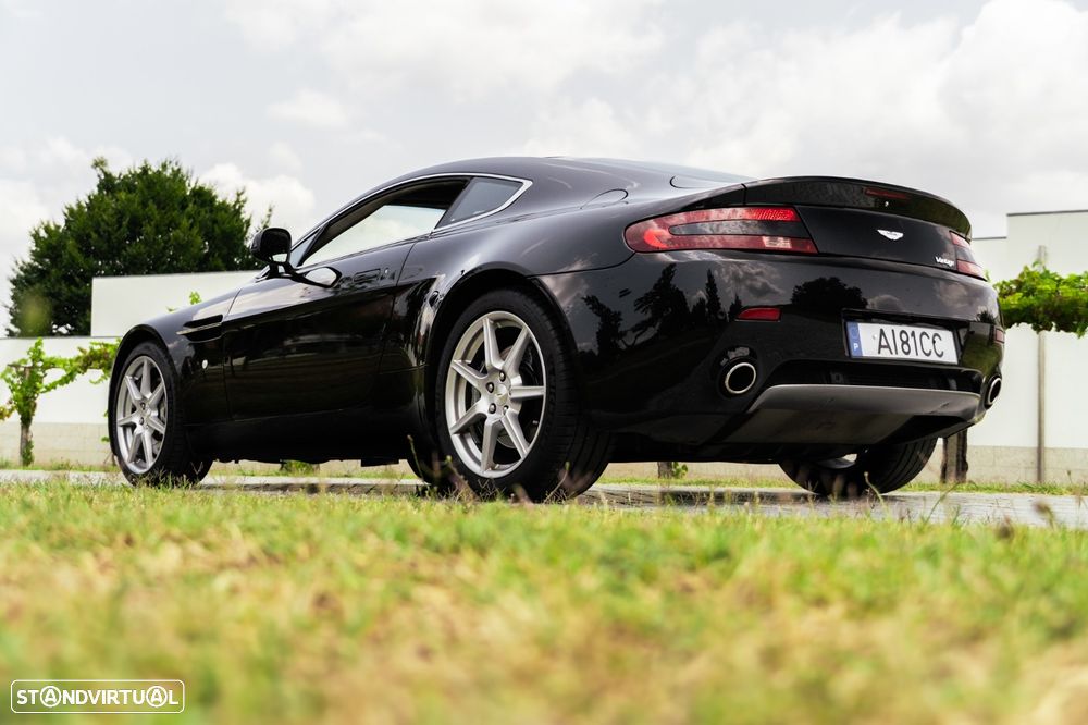 Aston Martin Vantage Coupe V8 Sportshift - 5