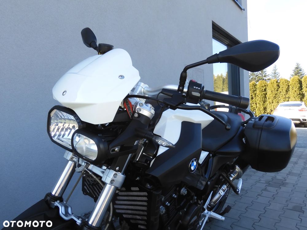 BMW F - 20