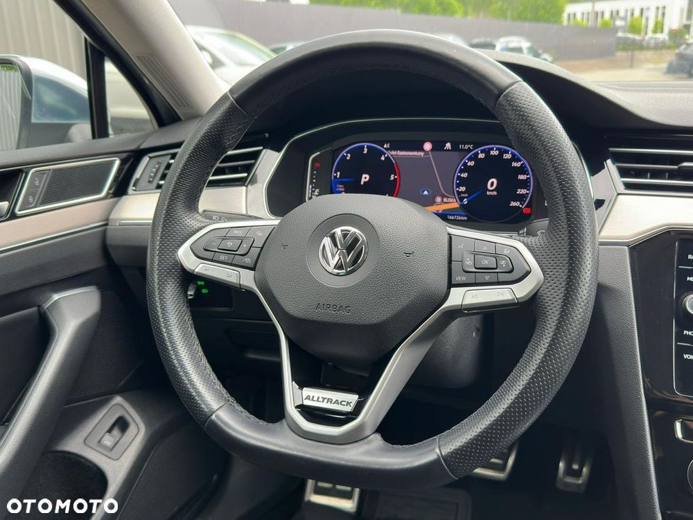 Volkswagen Passat Alltrack 2.0 TDI SCR 4Motion DSG - 12