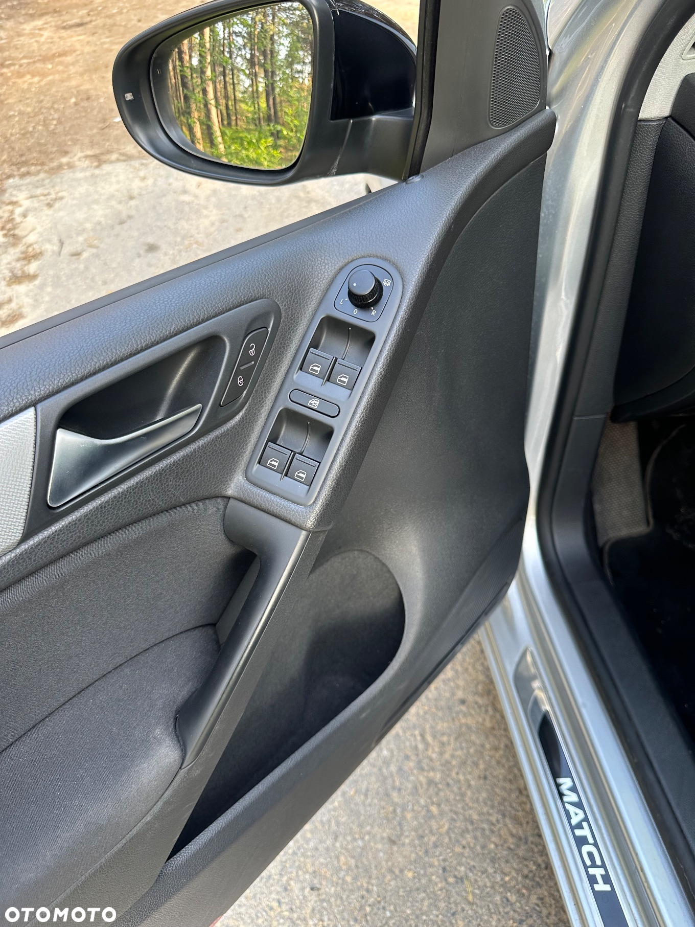 Volkswagen Golf 1.2 TSI BlueMotion Technology MATCH - 10
