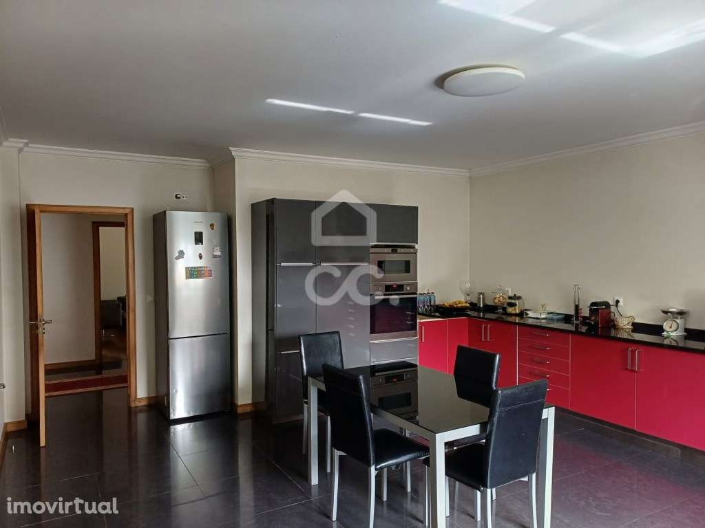 Moradia Térrea T4 em Palmeira, Santo Tirso - Grande imagem: 3/19