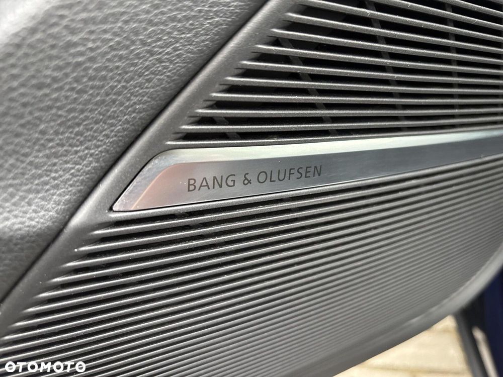 Audi Q8 - 30