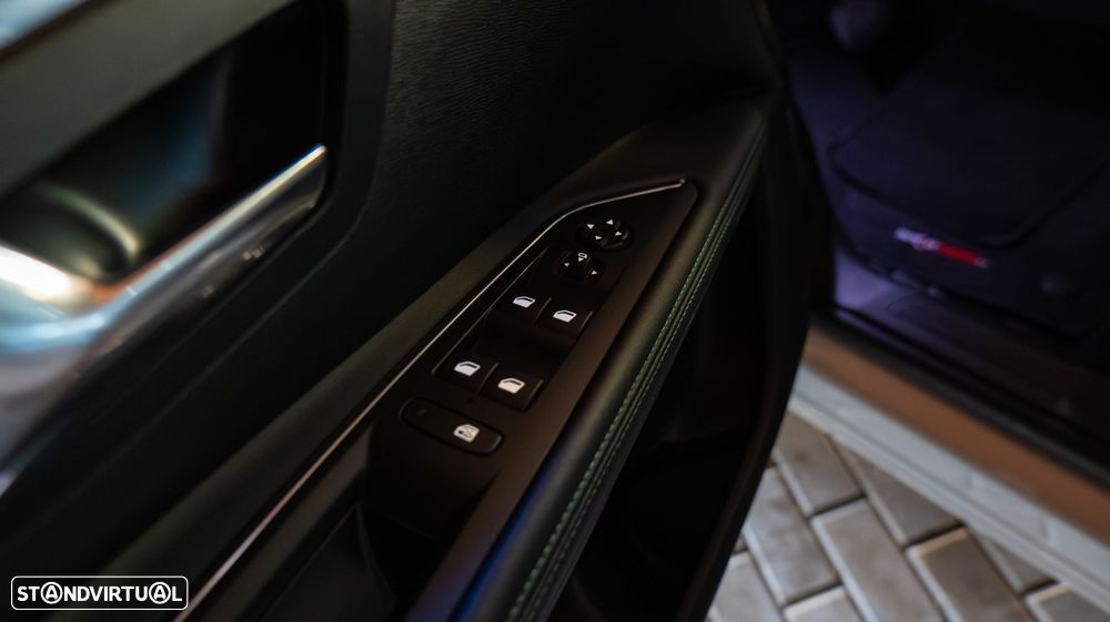 Peugeot 5008 1.2 PureTech Allure Pack EAT8 - 11