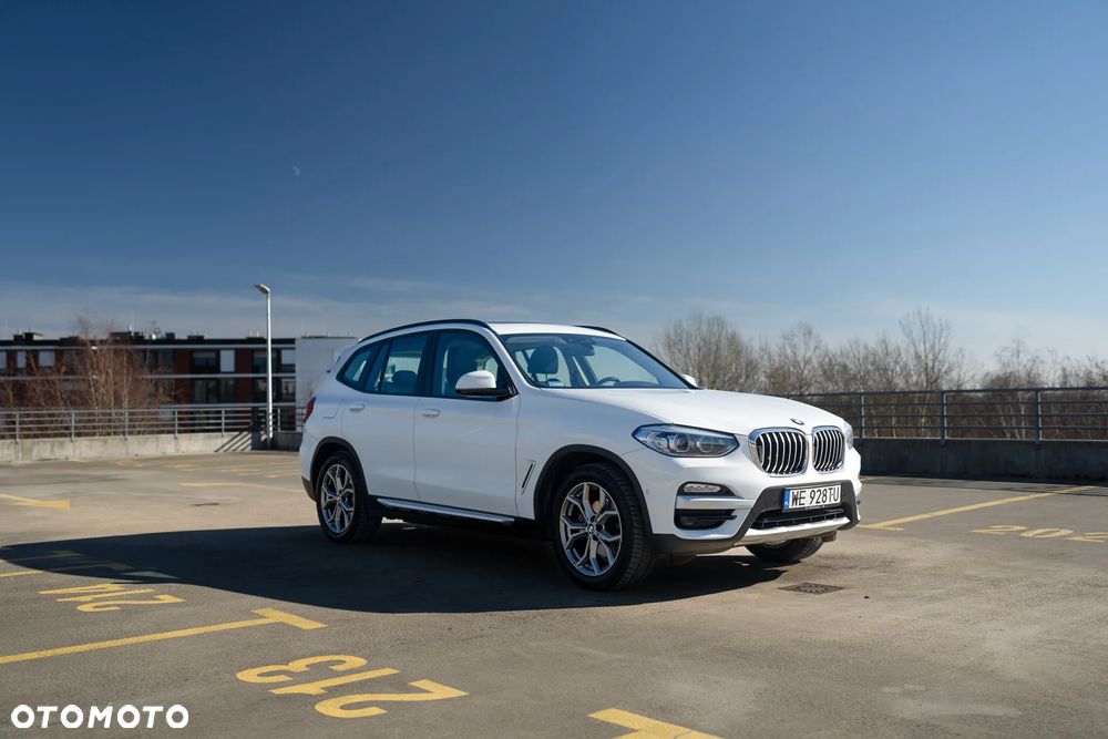 BMW X3 xDrive20i Advantage sport - 7