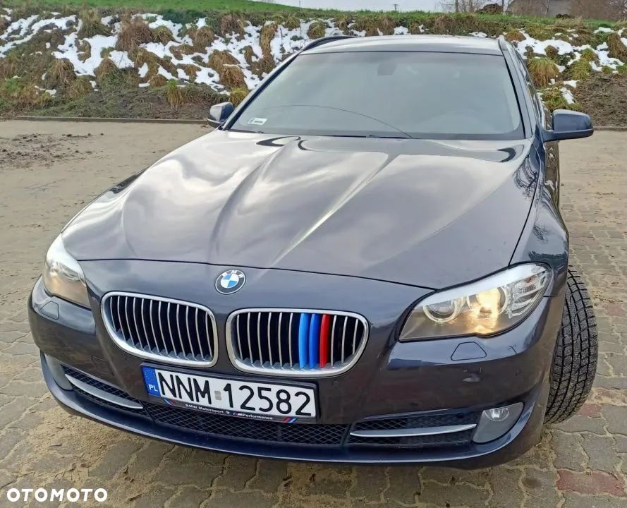 BMW Seria 5 520d Touring - 10