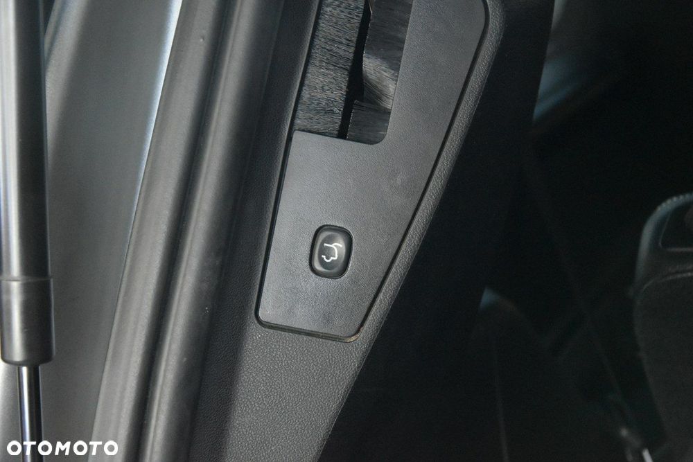 Chrysler Town & Country - 26