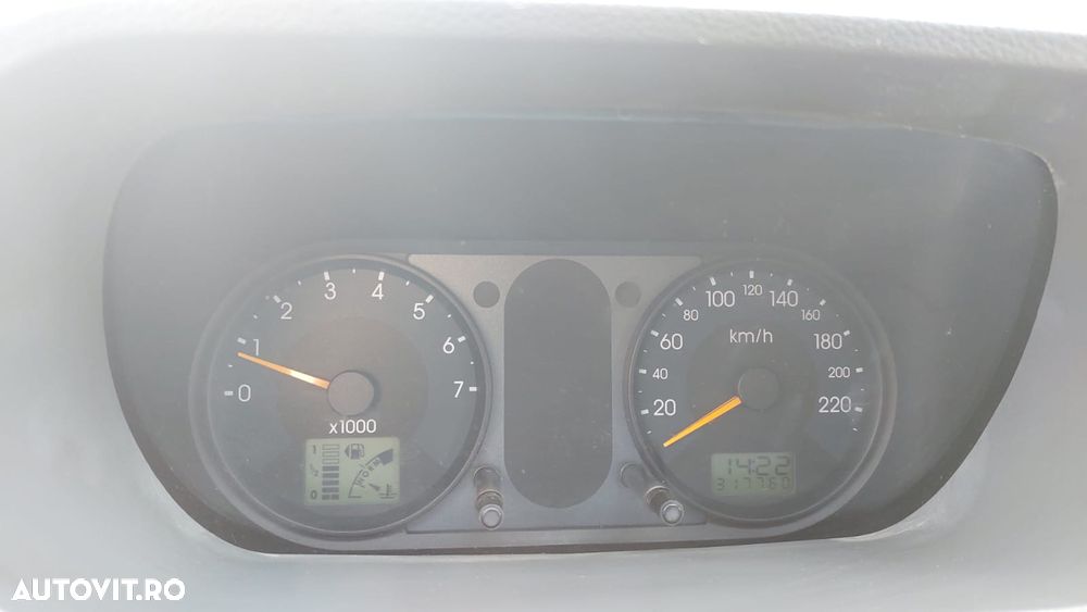 Ford Fusion 1.6 Comfort - 8