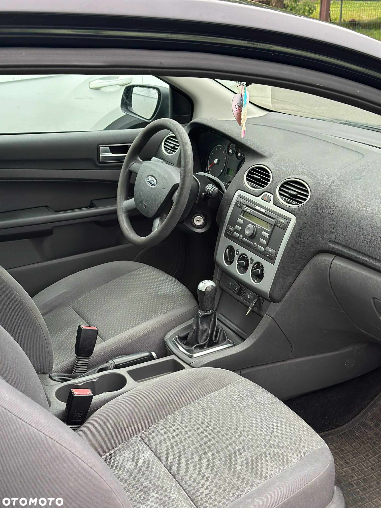 Ford Focus 1.4 Ambiente - 10