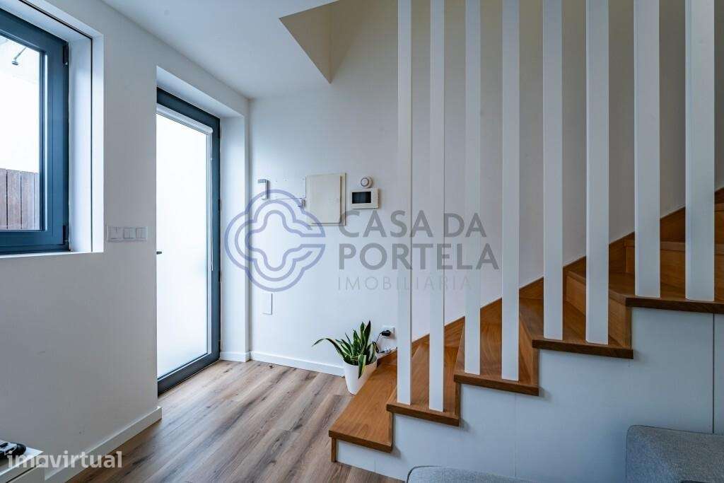 Moradia T1 com terraço renovada e equipada no centro de Matosinhos - Grande imagem: 4/22