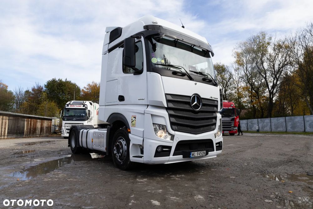 Mercedes-Benz Actros MP4 - 2