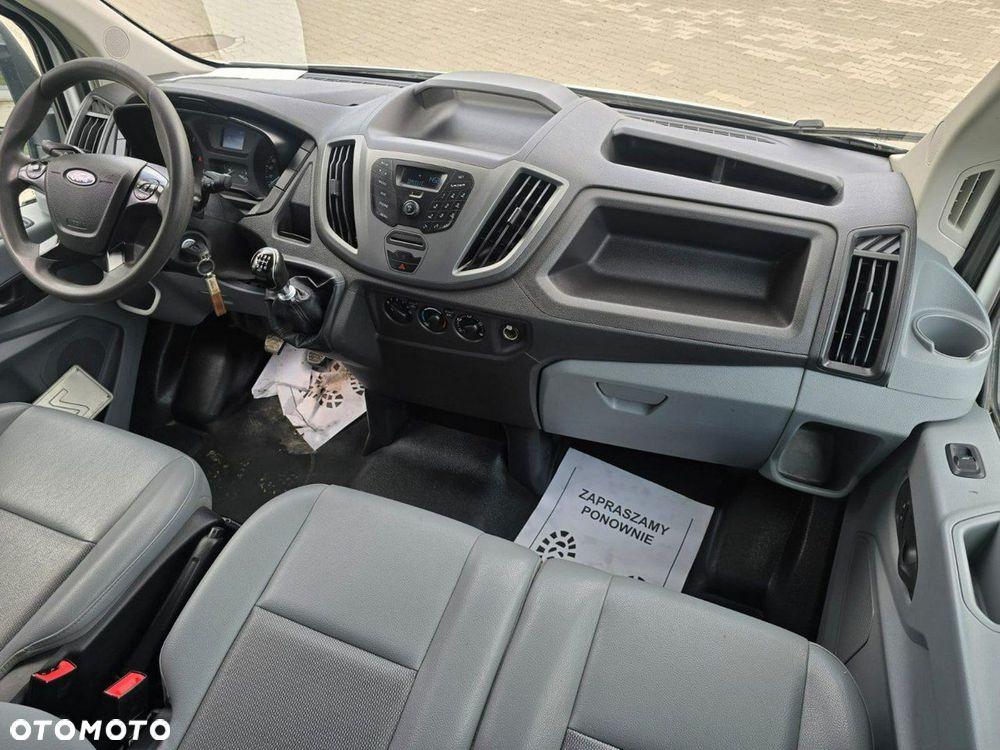 Ford Transit - 28