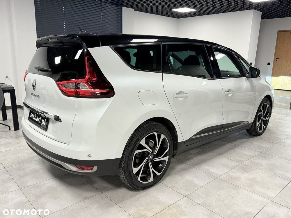 Renault Grand Scenic - 8