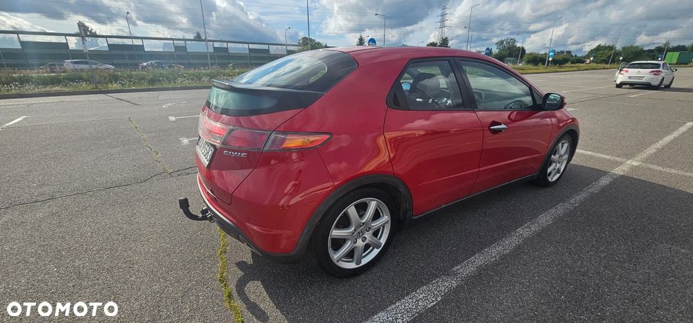 Honda Civic 1.8 Executive - 3