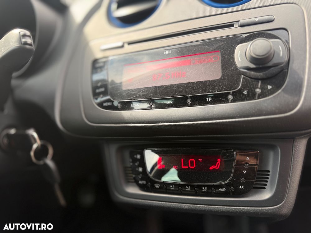 Seat Ibiza 1.6 Style - 13