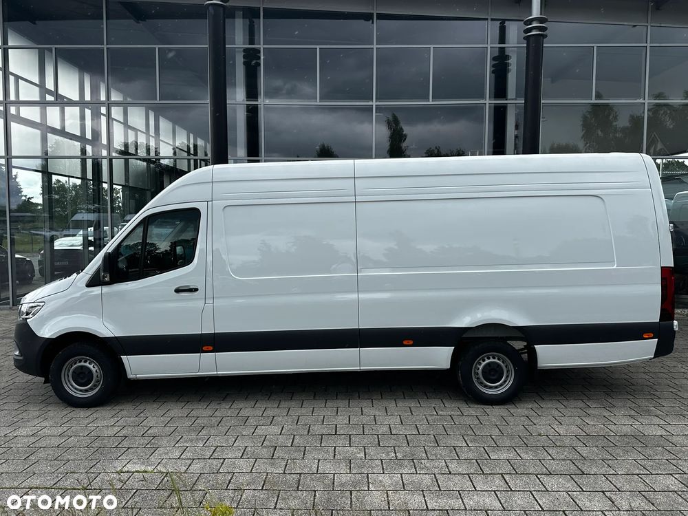 Mercedes-Benz Sprinter - 10