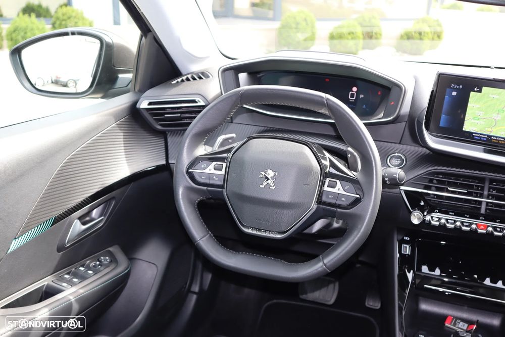 Peugeot 208 PureTech 100 EAT8 Allure Pack - 12