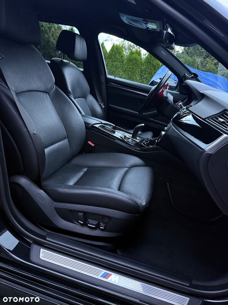BMW Seria 5 535i xDrive - 30