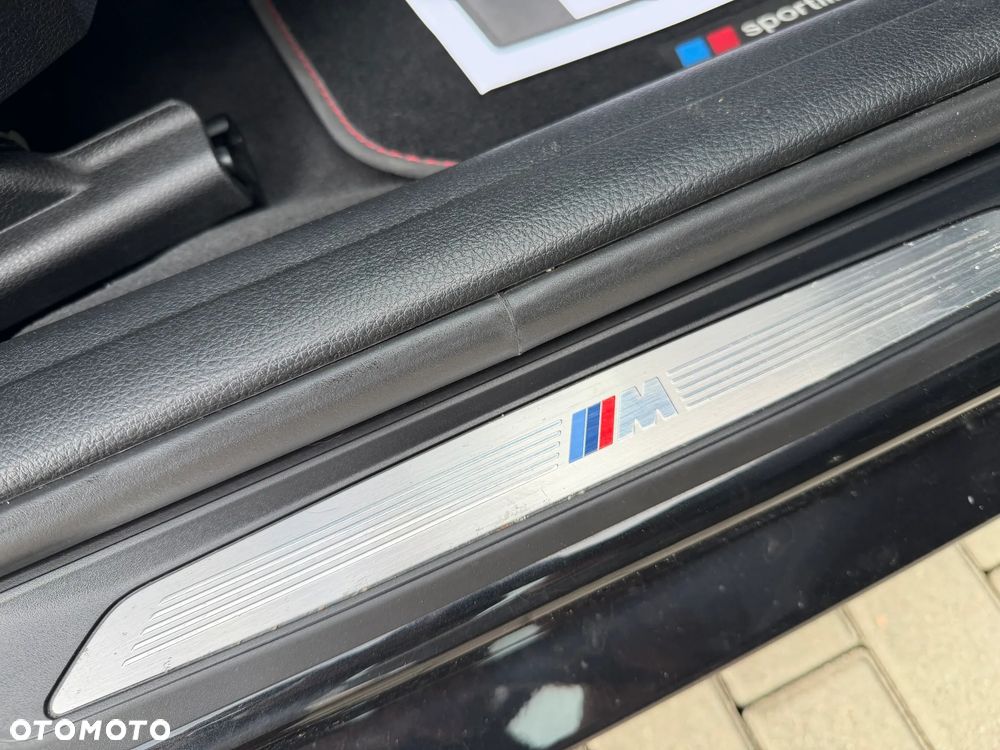 BMW Seria 3 318d M Sport EU6 - 24