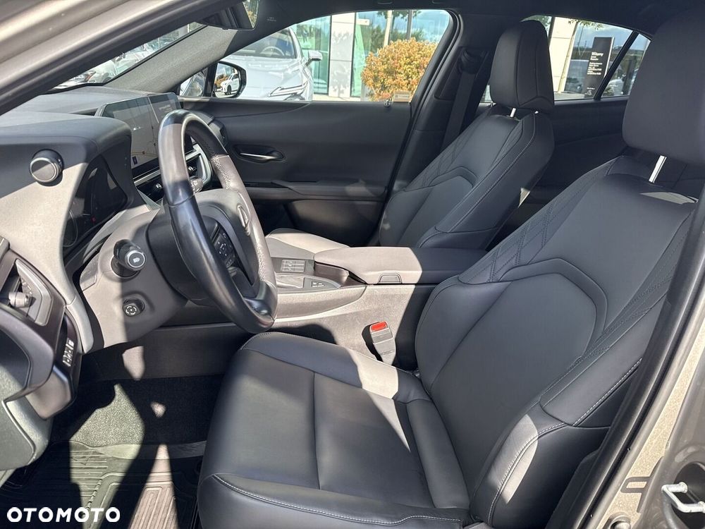 Lexus UX 250h GPF F Sport Design 2WD - 13