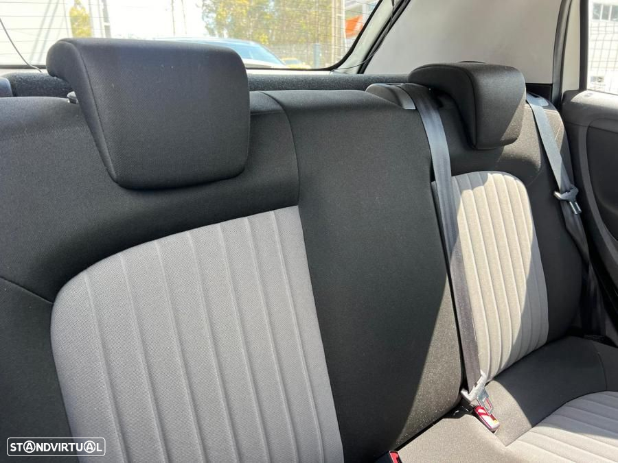 Fiat Punto 1.3 M-Jet Easy S&S - 10